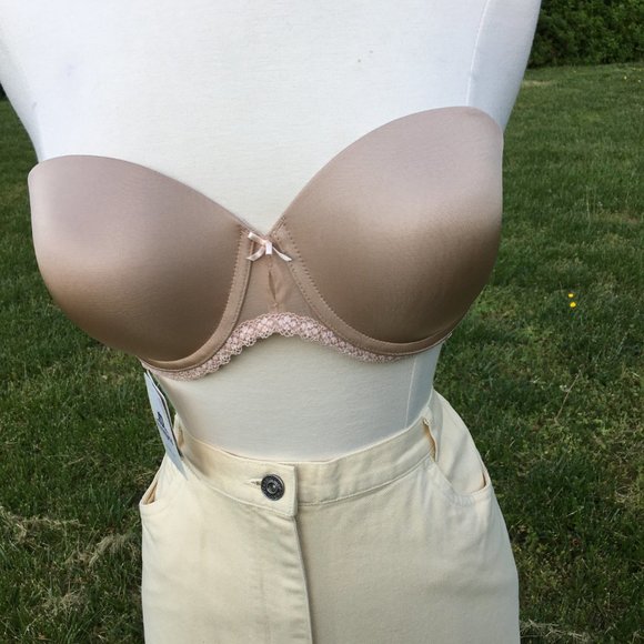 B.Tempt'd Faithfully Yours Strapless Push-up Bra - Picture 2 of 16